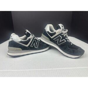New Balance 574 sneakers in black suede mesh with gray accents Size 7.5 Women